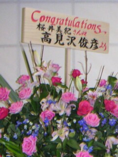 �������